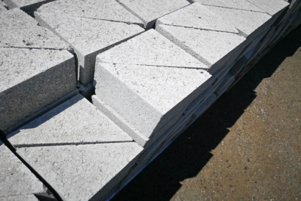 佳木斯購買水泥磚廠家